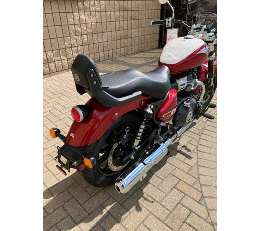 2024 Royal Enfield Super Meteor 650 Celestial Red