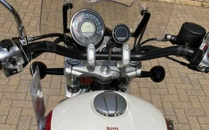 2024 Royal Enfield Super Meteor 650 Celestial Red