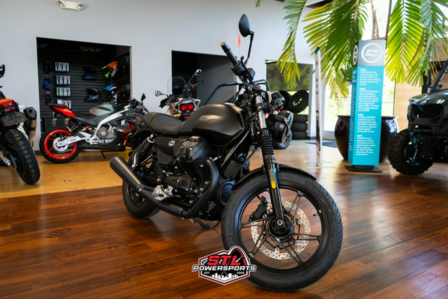 2026 Moto Guzzi V7 Stone - NERO RUVIDO