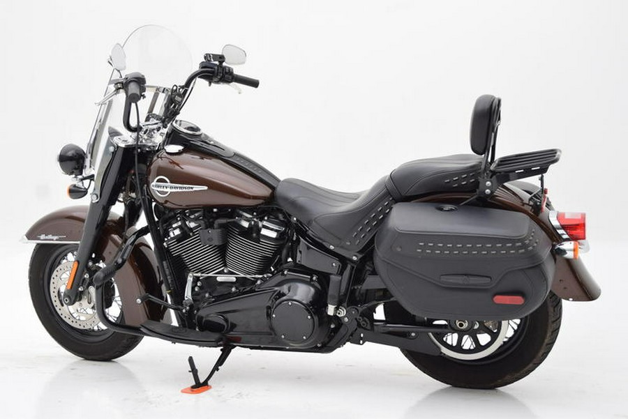 2019 Harley-Davidson® FLHC - Softail® Heritage Classic