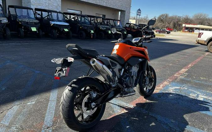 2024 KTM 790 Duke