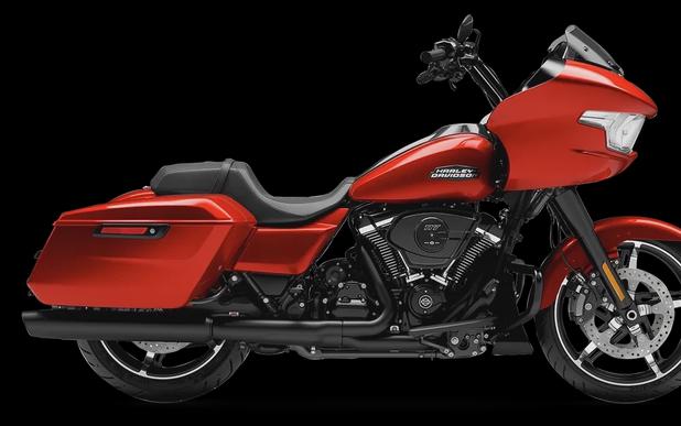 2024 Harley-Davidson Road Glide® Whiskey Fire - Black Finish