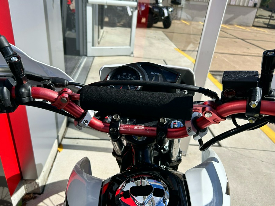 2023 Honda XR150L