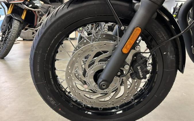 2026 Triumph Bonneville T120 Black Matt Silver Ice