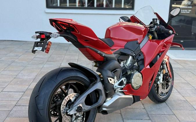 2026 Ducati Panigale V4