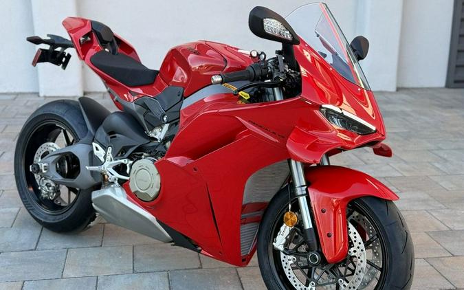 2026 Ducati Panigale V4