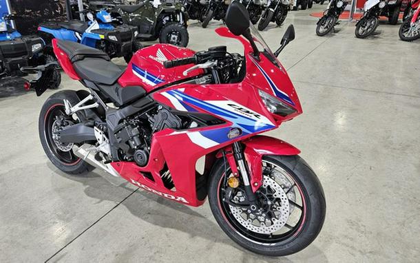 2026 Honda CBR650R E-Clutch