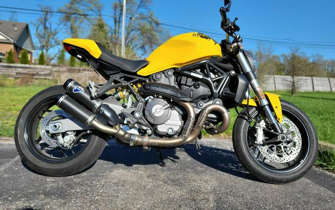 2018 Ducati Monster 821 Yellow