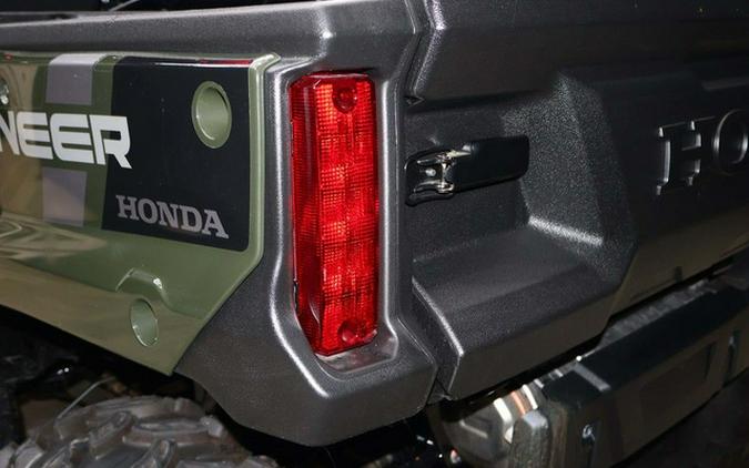 2025 Honda Pioneer 1000-6 Deluxe Crew