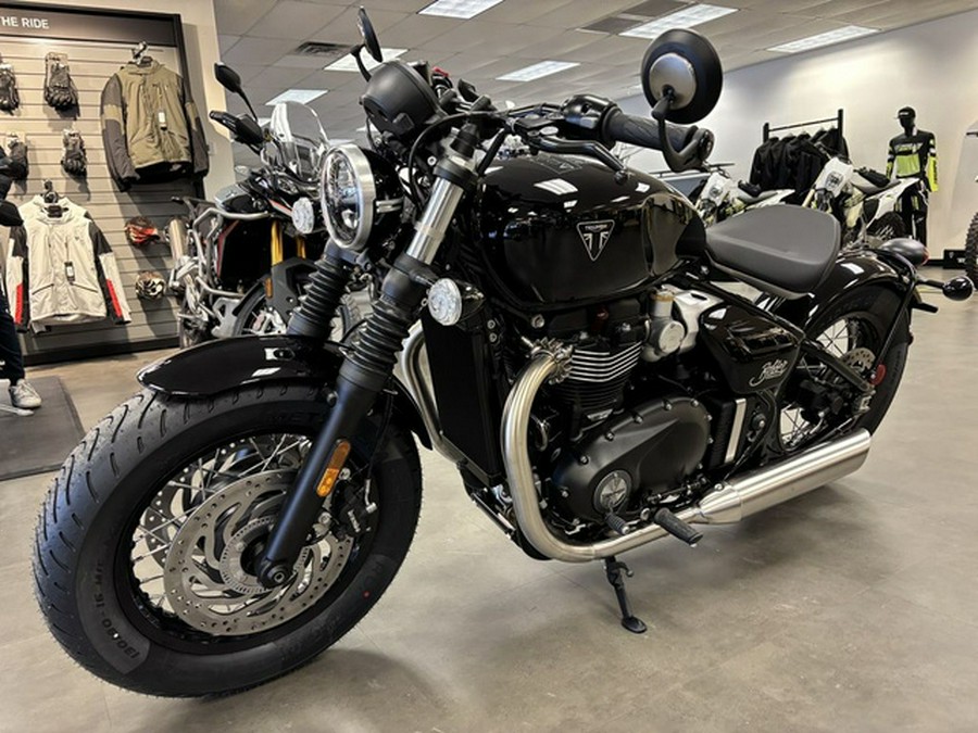 2026 Triumph Bonneville Bobber Jet Black