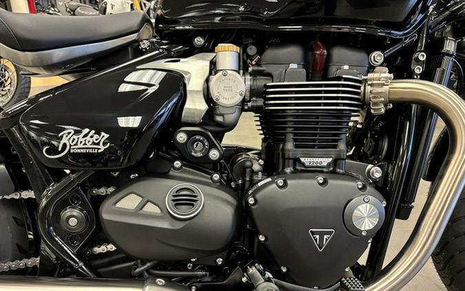 2026 Triumph Bonneville Bobber Jet Black