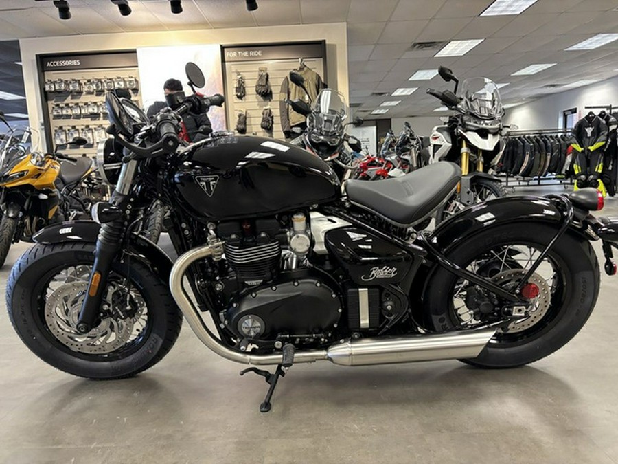 2026 Triumph Bonneville Bobber Jet Black