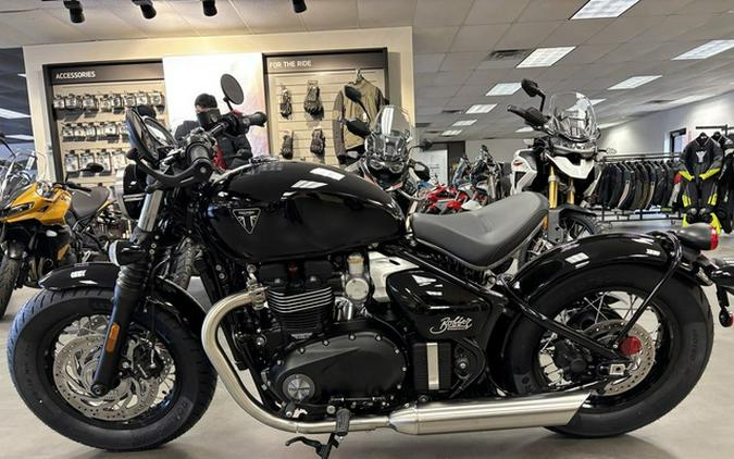 2026 Triumph Bonneville Bobber Jet Black