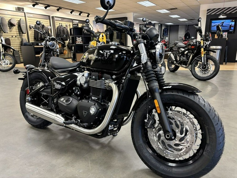 2026 Triumph Bonneville Bobber Jet Black