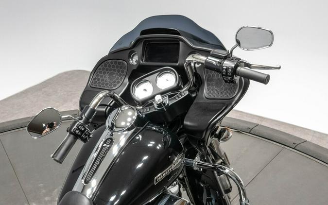 2022 HARLEY-DAVIDSON FLTRX ROAD GLIDE in Vivid Black