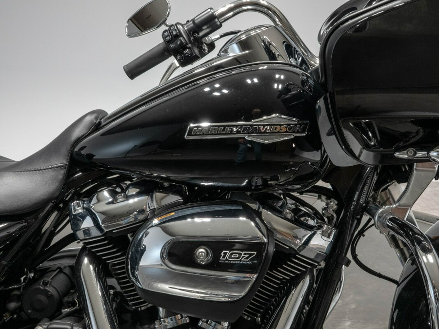 2022 HARLEY-DAVIDSON FLTRX ROAD GLIDE in Vivid Black