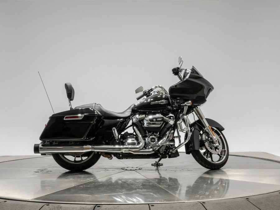 2022 HARLEY-DAVIDSON FLTRX ROAD GLIDE in Vivid Black