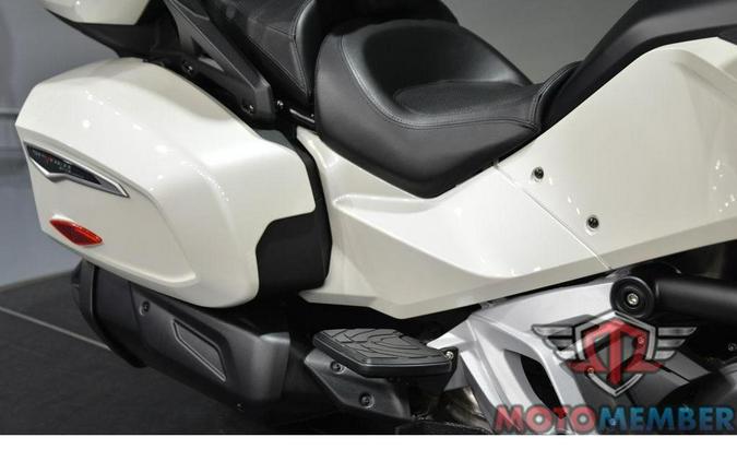 2026 Can-Am Spyder F3 Limited Platine
