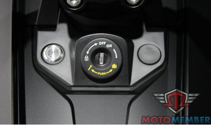 2026 Can-Am Spyder F3 Limited Platine