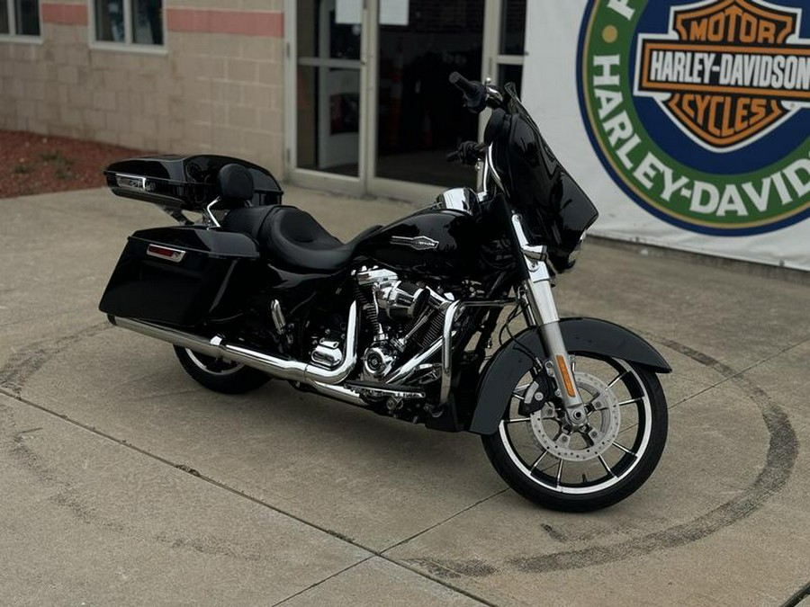 2021 Harley-Davidson® FLHX - Street Glide®