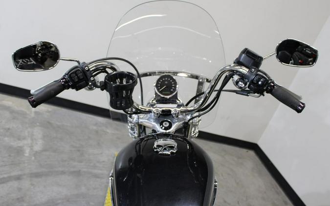 2015 Harley-Davidson® XL1200C - Sportster® 1200 Custom