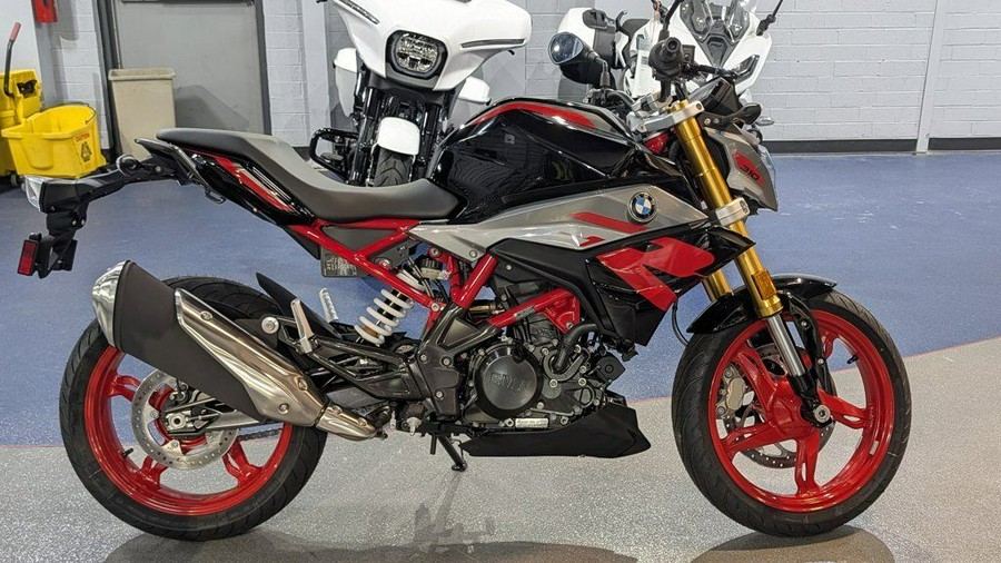 2025 BMW G 310 R Style Passion
