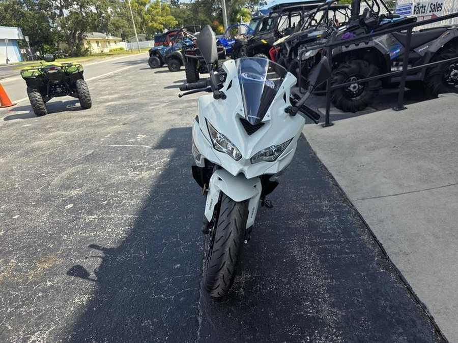 2026 Kawasaki Ninja® ZX™-4RR ABS