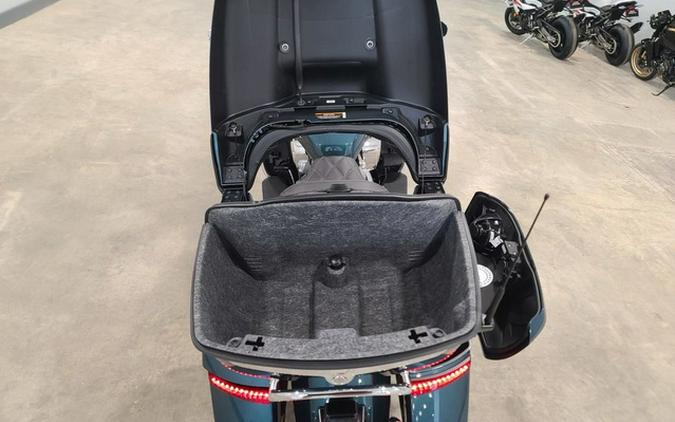 2026 Indian Pursuit Limited 112 W/Powerband Audio Cascade Gre