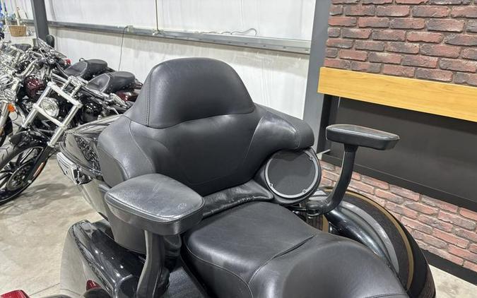 2018 Harley-Davidson® FLHTCUTG - Tri Glide® Ultra