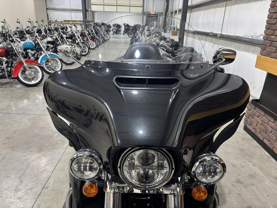 2018 Harley-Davidson® FLHTCUTG - Tri Glide® Ultra