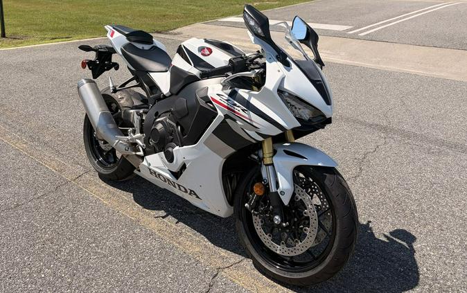 2026 Honda CBR1000RR Base