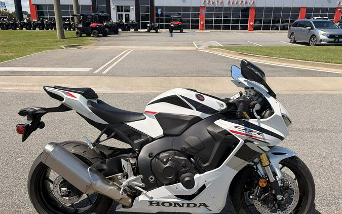 2026 Honda CBR1000RR Base
