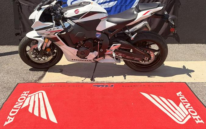 2026 Honda CBR1000RR Base