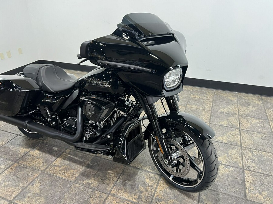 FLHX 2024 Street Glide®