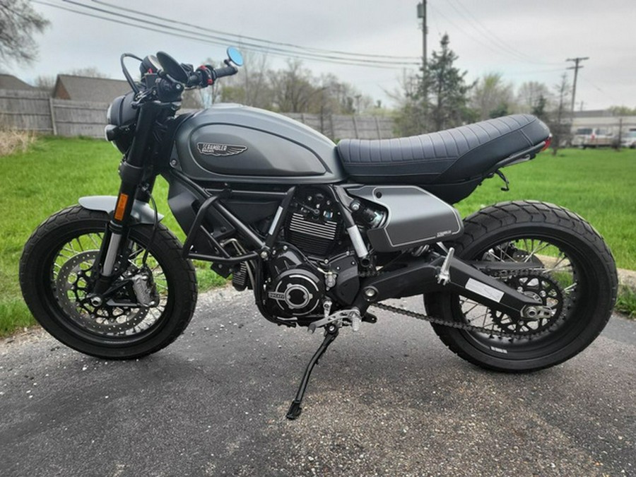 2022 Ducati Scrambler Nightshift Aviator Grey