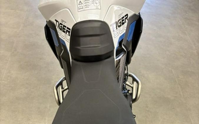 2026 Triumph Tiger 900 Alpine Edition