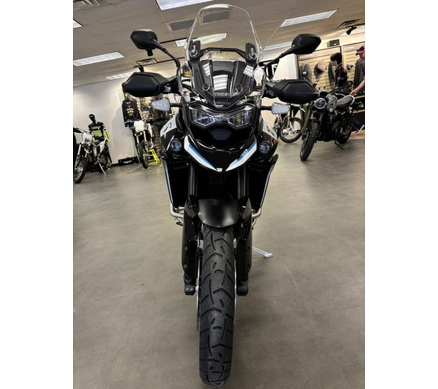 2026 Triumph Tiger 900 Alpine Edition