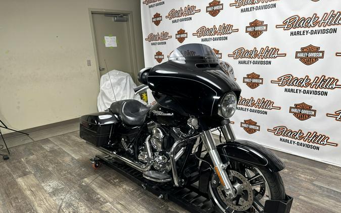 2016 Harley-Davidson® Street Glide® Special Black Denim