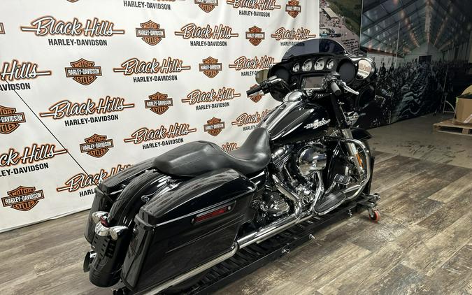 2016 Harley-Davidson® Street Glide® Special Black Denim