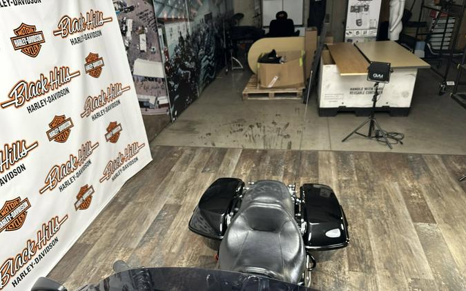 2016 Harley-Davidson® Street Glide® Special Black Denim