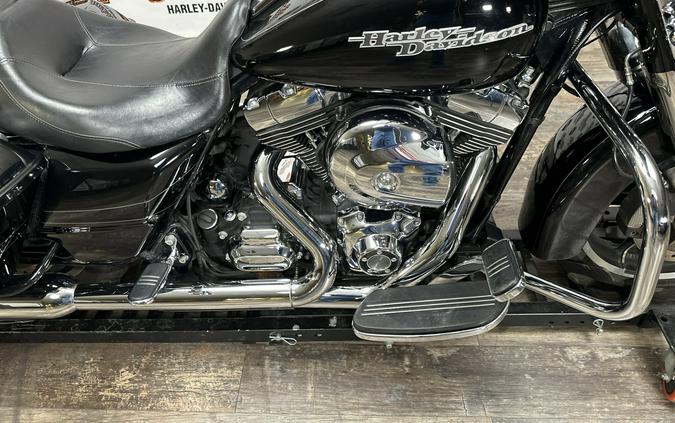 2016 Harley-Davidson® Street Glide® Special Black Denim