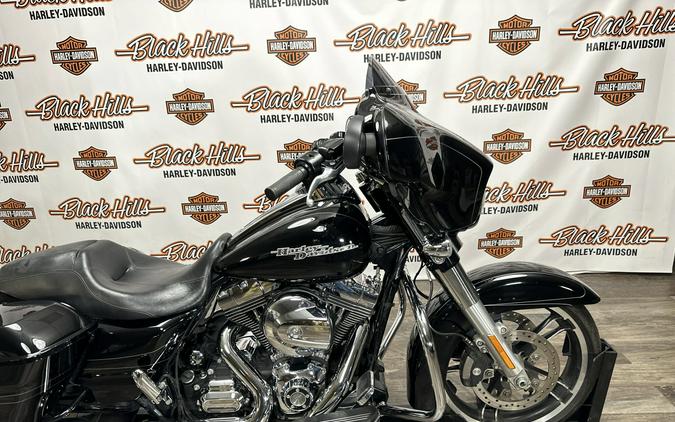 2016 Harley-Davidson® Street Glide® Special Black Denim