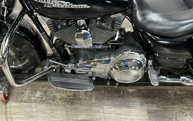 2016 Harley-Davidson® Street Glide® Special Black Denim