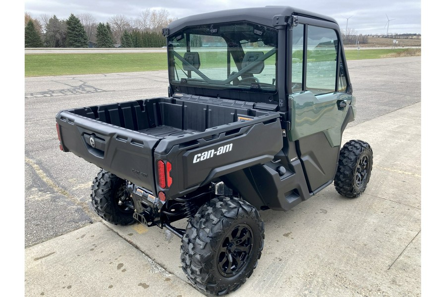 2024 Can-Am DEFENDER DPS CAB HD9