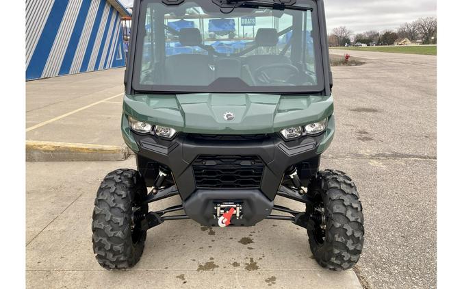 2024 Can-Am DEFENDER DPS CAB HD9