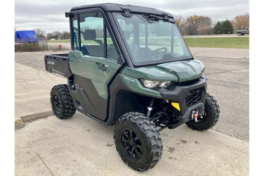 2024 Can-Am DEFENDER DPS CAB HD9