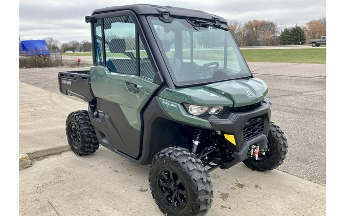 2024 Can-Am DEFENDER DPS CAB HD9