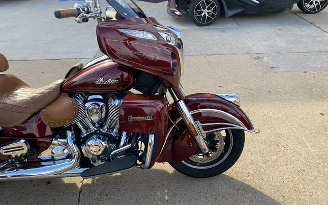 2019 Indian Motorcycle® Roadmaster® Burgundy Metallic