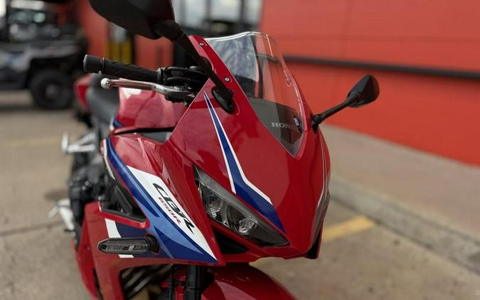 2026 Honda® CBR650R E-Clutch