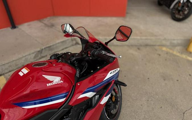 2026 Honda® CBR650R E-Clutch